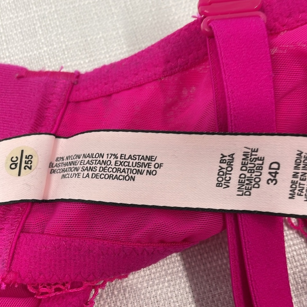 Victoria"s Secret Pink Lace Wired Bra - Picture 5 of 6
